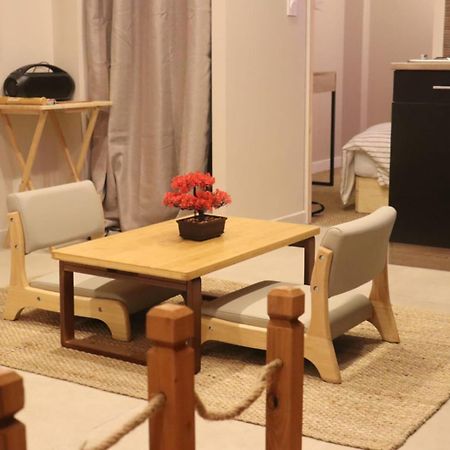 Loveroom Japon Avec Balneotherapie Toulon Exterior foto